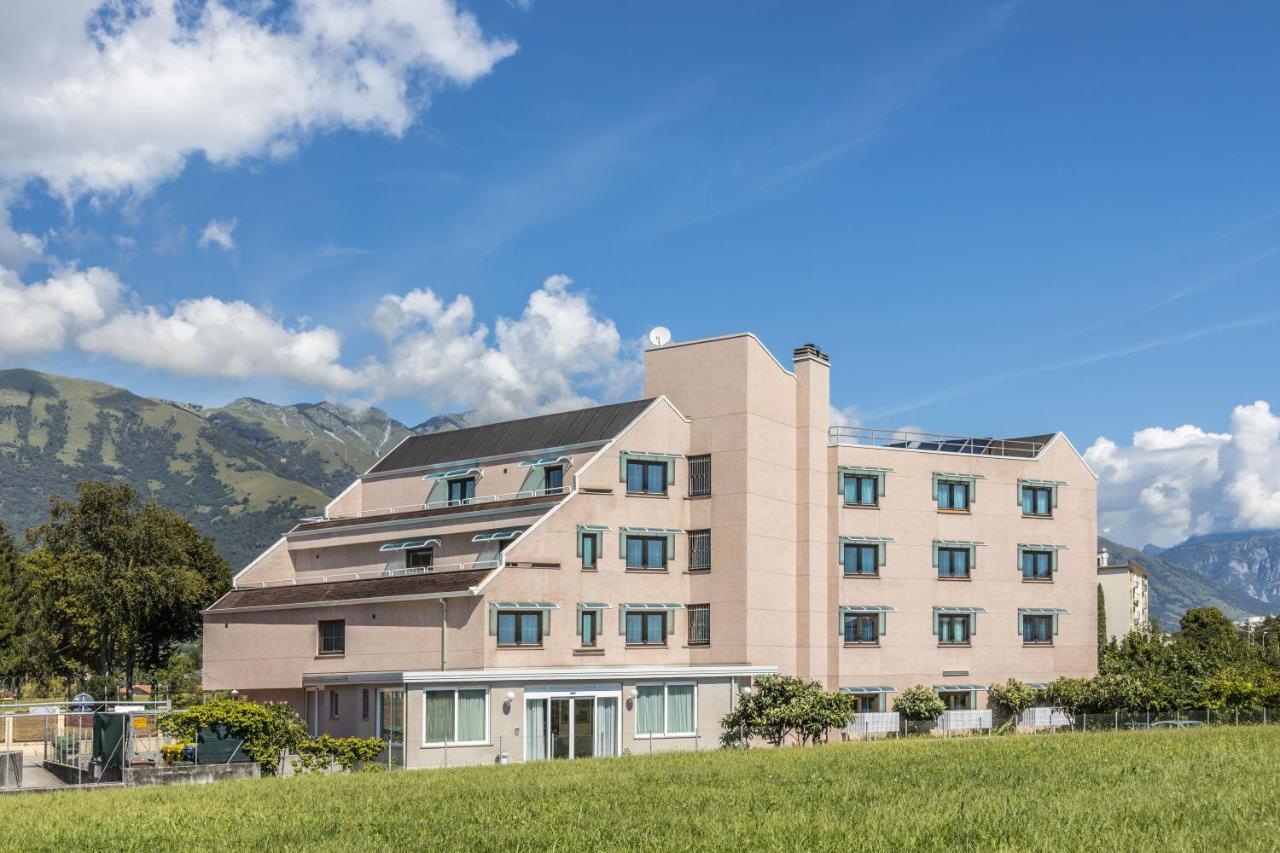 Aviano Palace Hotel Exterior photo