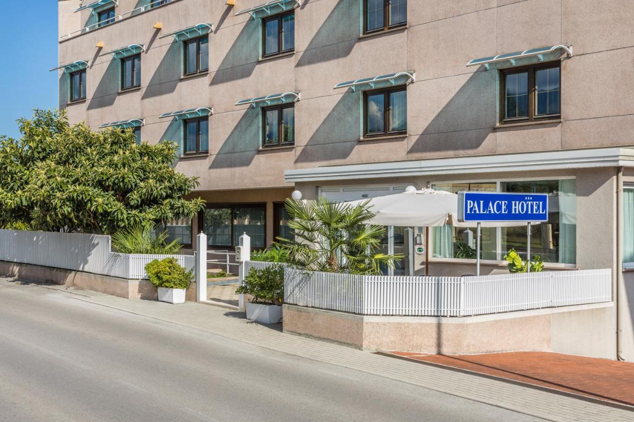 Aviano Palace Hotel Exterior photo